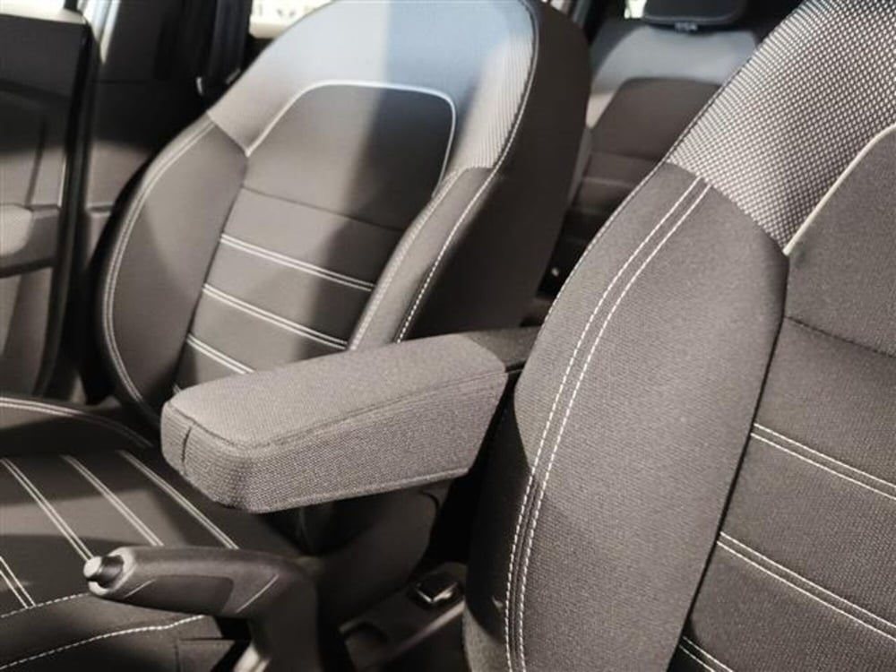 Dacia Jogger usata a Brescia (12)