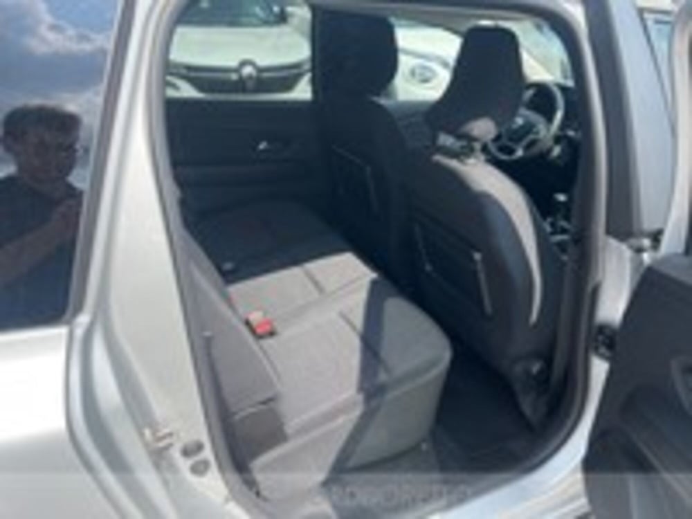 Dacia Jogger usata a Udine (11)