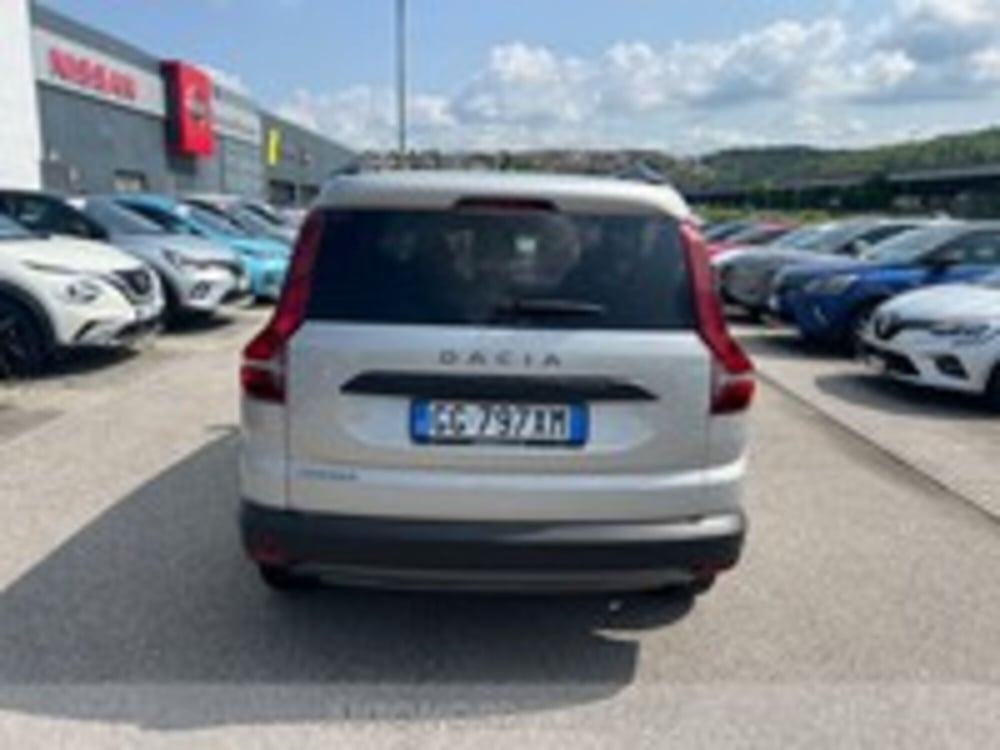 Dacia Jogger usata a Udine (6)