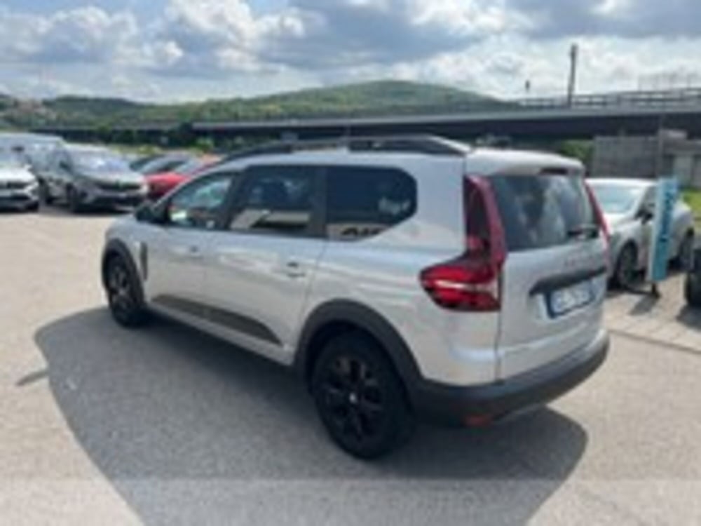 Dacia Jogger usata a Udine (7)