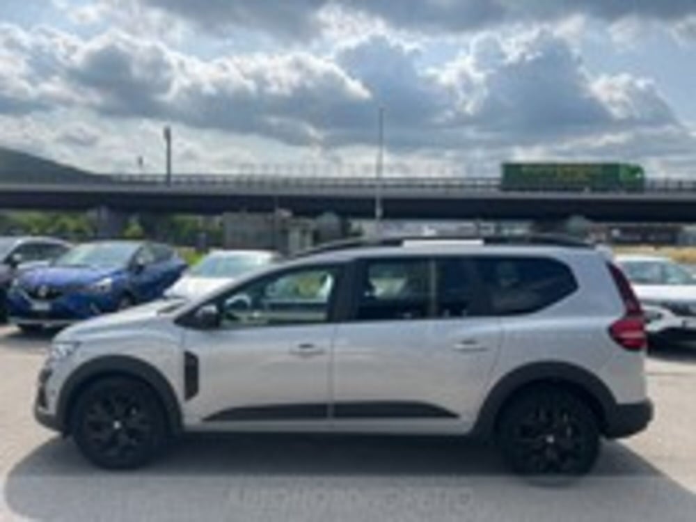 Dacia Jogger usata a Udine (8)