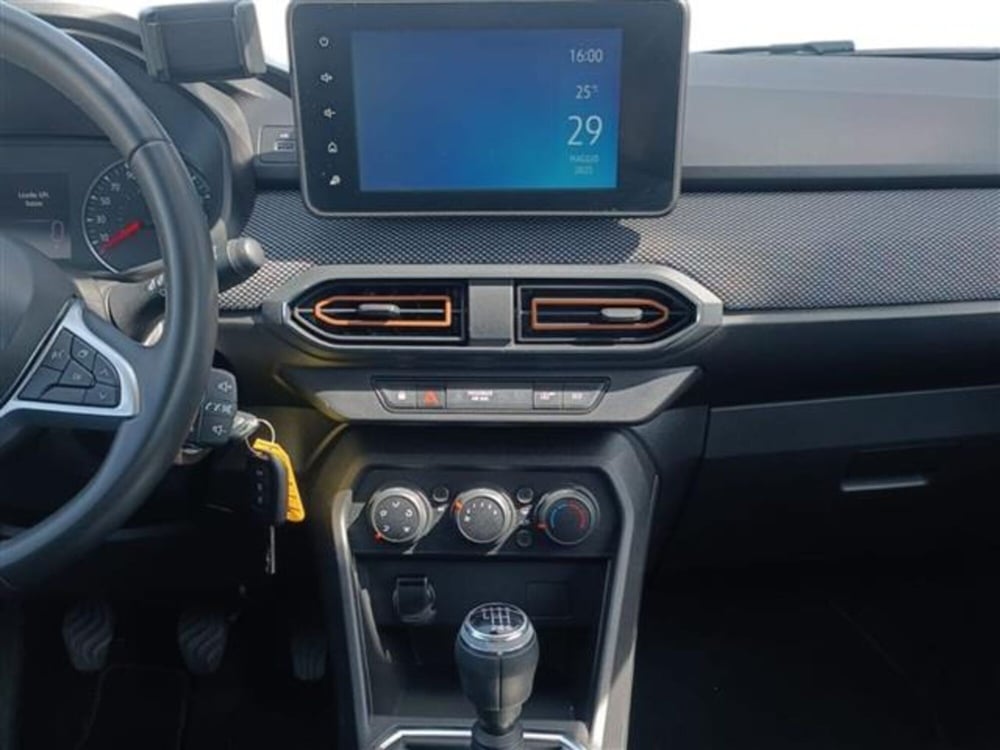 Dacia Sandero usata a Livorno (11)