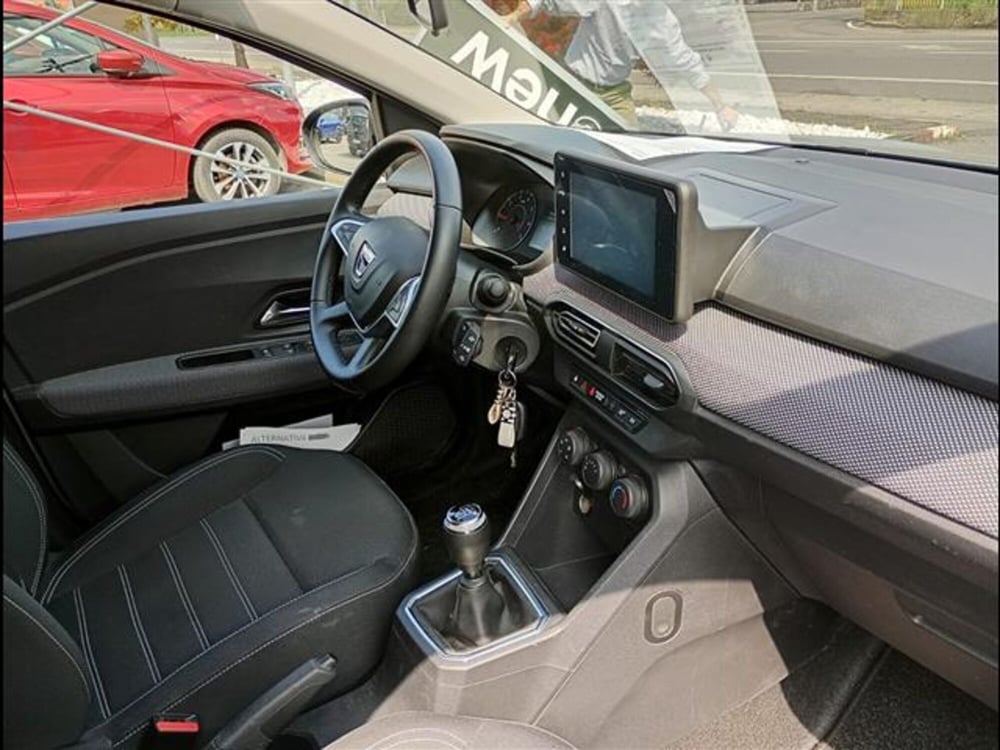 Dacia Jogger usata a Torino (13)