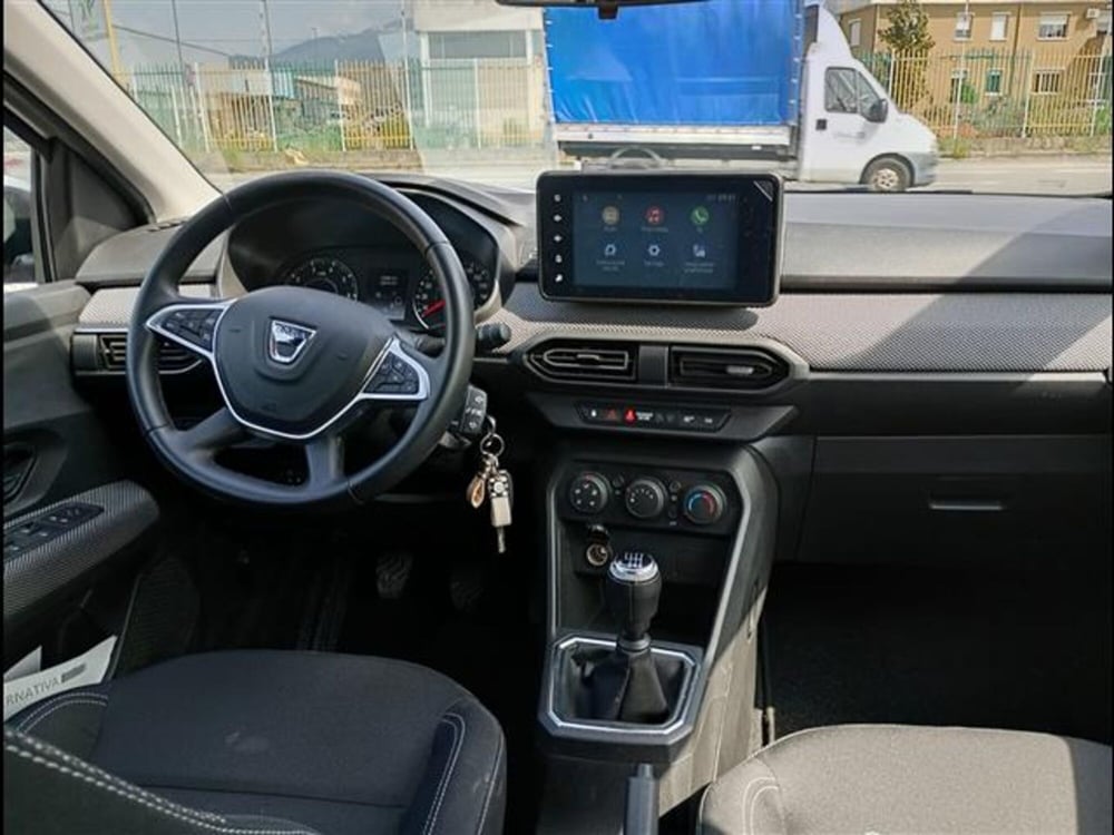 Dacia Jogger usata a Torino (15)