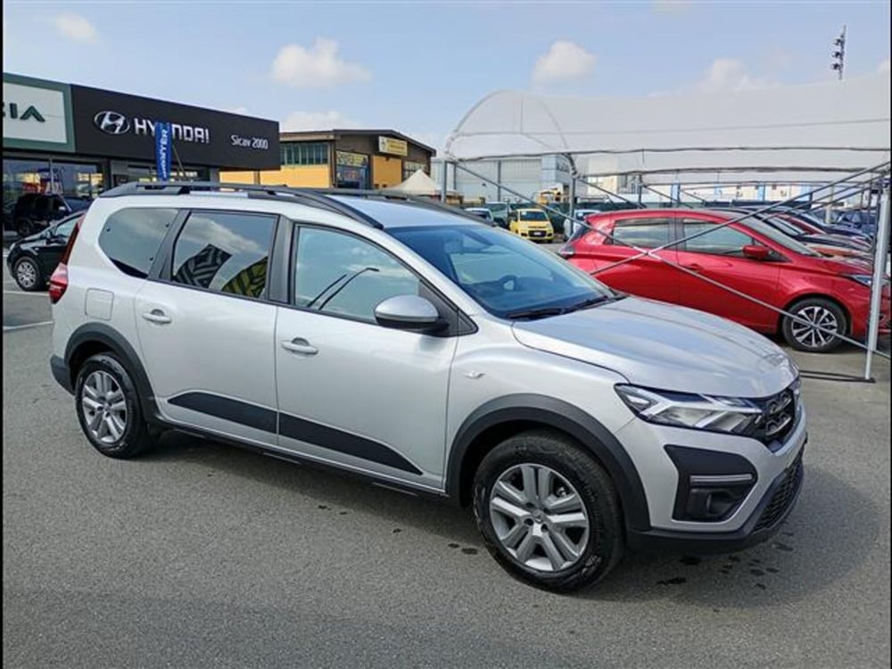 Dacia Jogger usata a Torino (3)