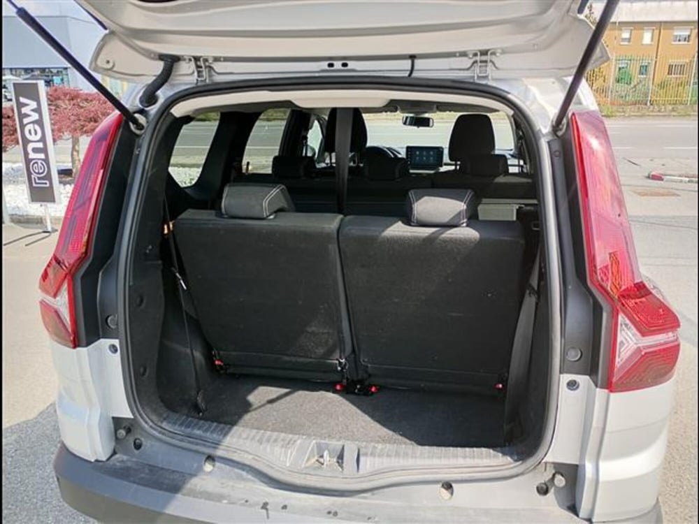 Dacia Jogger usata a Torino (8)