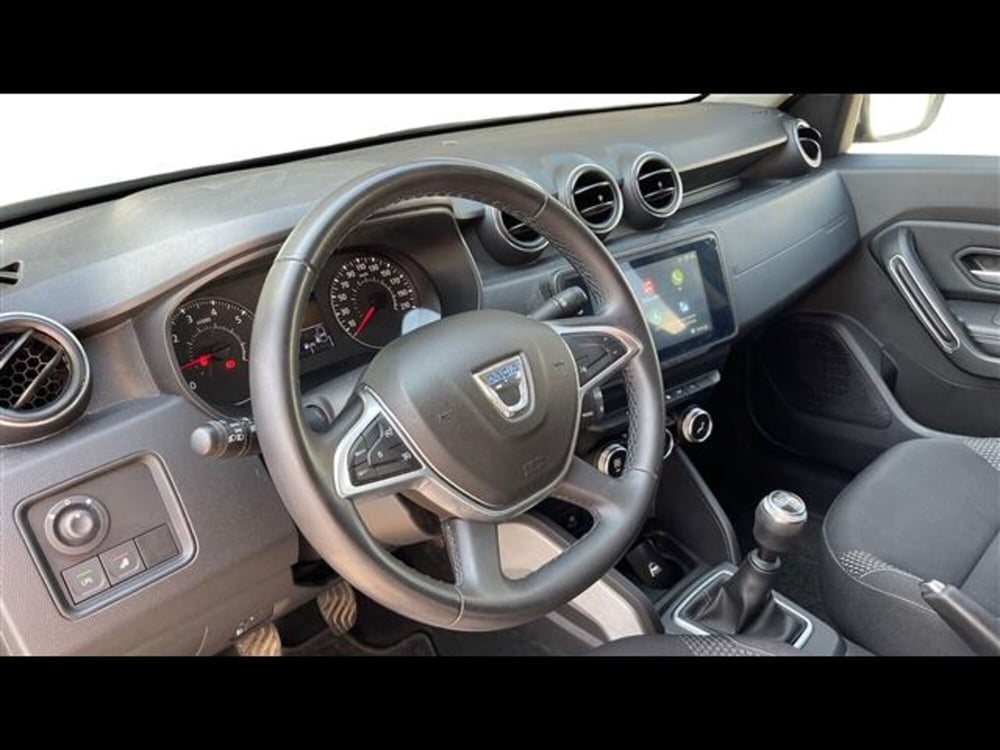 Dacia Duster usata a Lecce (15)