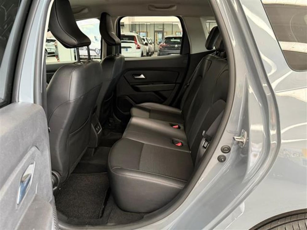 Dacia Duster usata a Cremona (7)