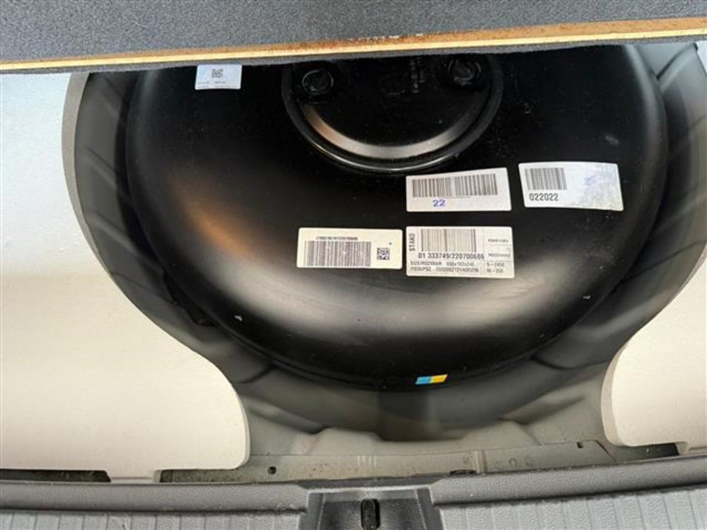 Dacia Duster usata a Cremona (9)