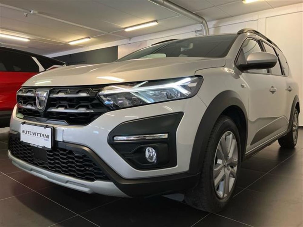 Dacia Jogger usata a Como (6)