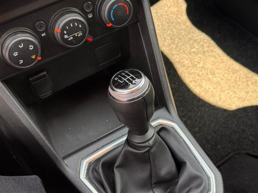 Dacia Sandero usata a Pavia (11)