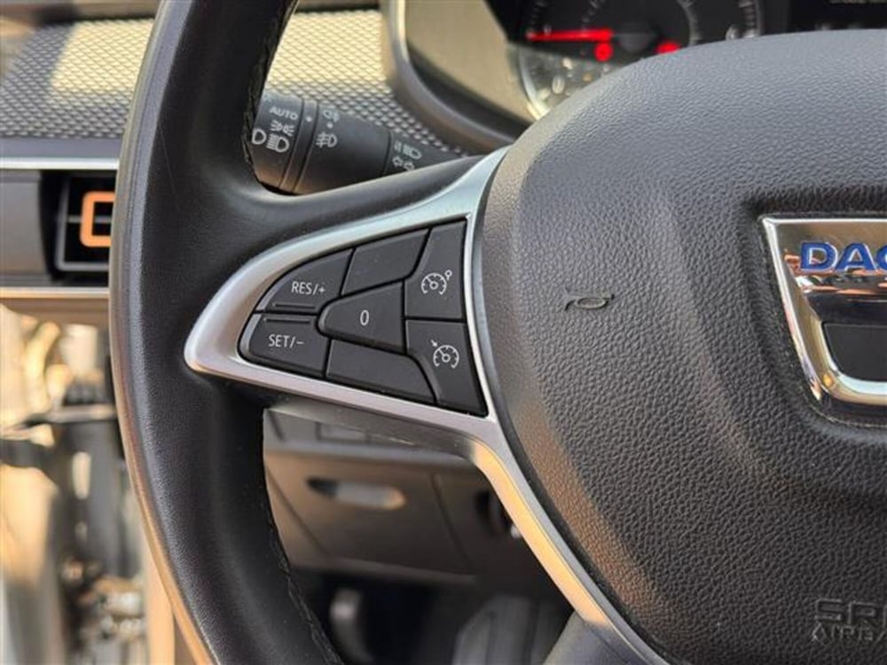 Dacia Sandero usata a Pavia (8)