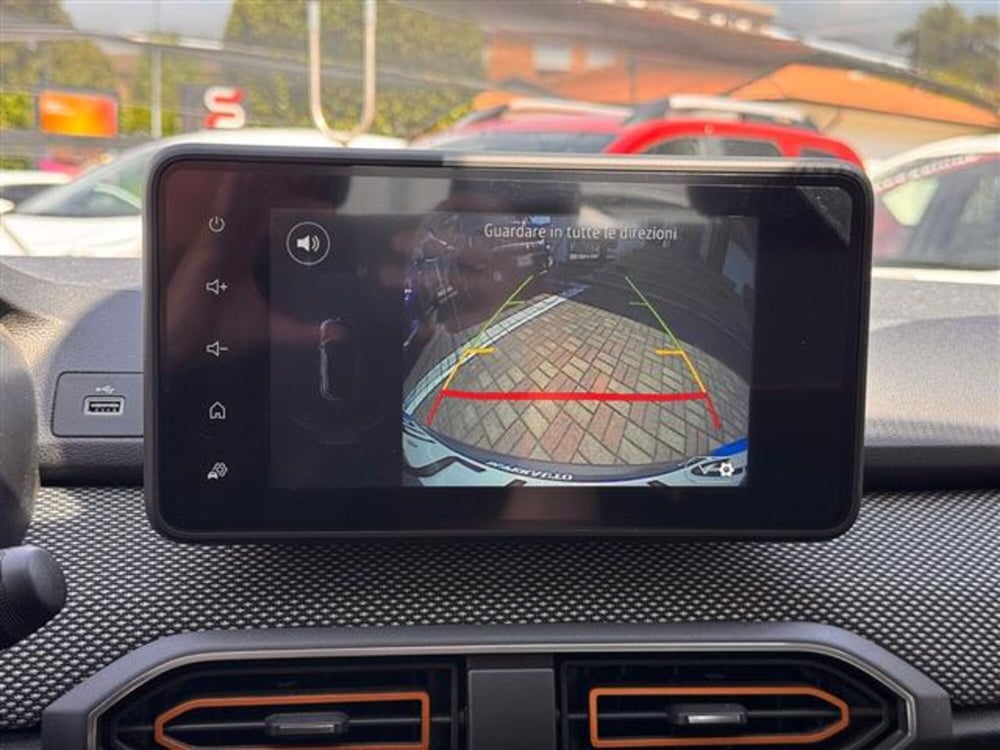 Dacia Sandero usata a Pavia (9)