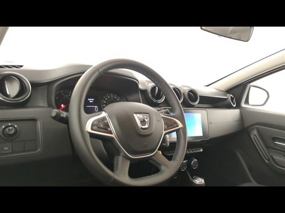 Dacia Duster usata a Milano (8)