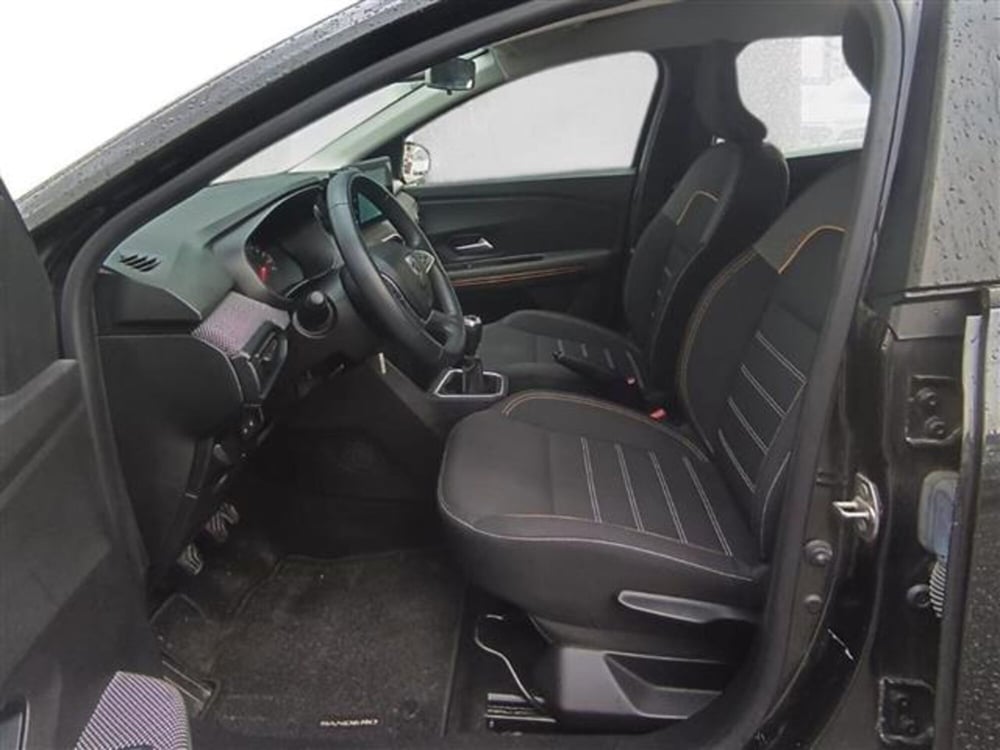 Dacia Sandero usata a Livorno (9)