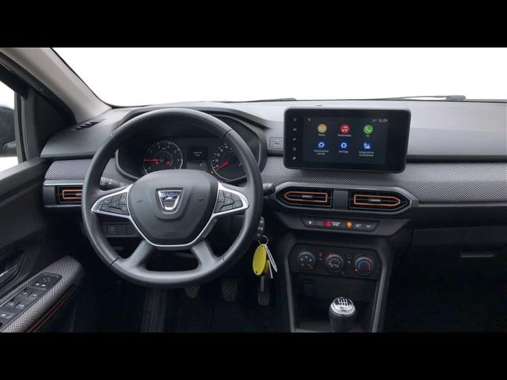 Dacia Sandero usata a Parma (8)
