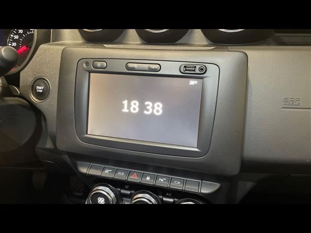 Dacia Duster usata a Varese (6)