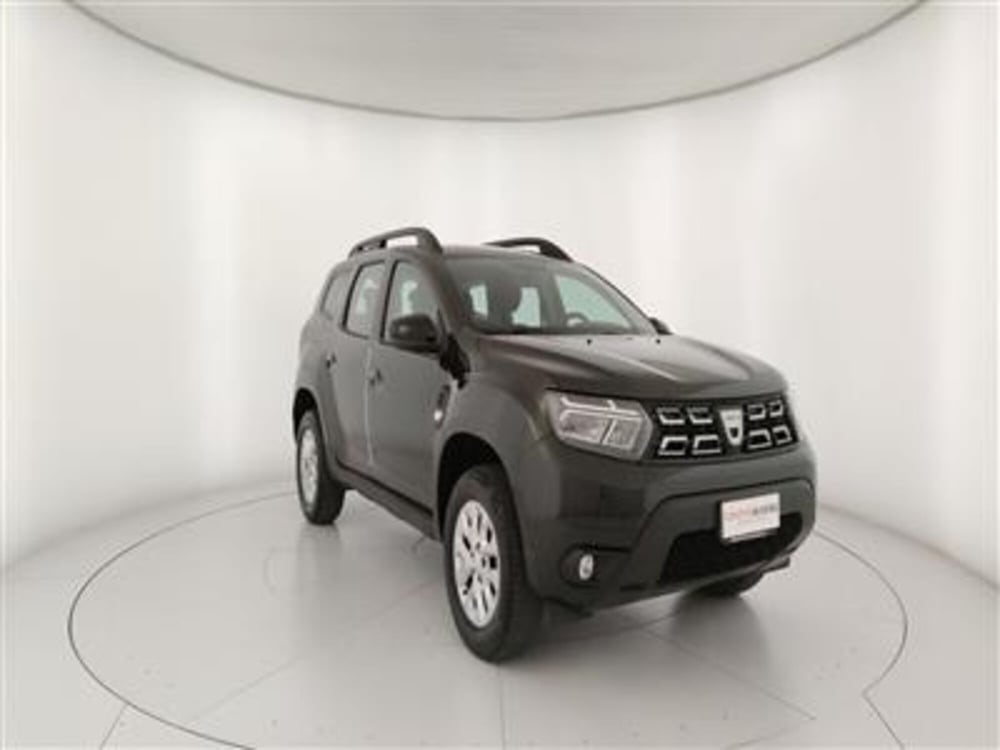 Dacia Duster usata a Bari (11)