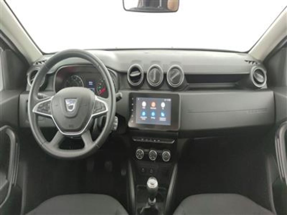 Dacia Duster usata a Bari (15)