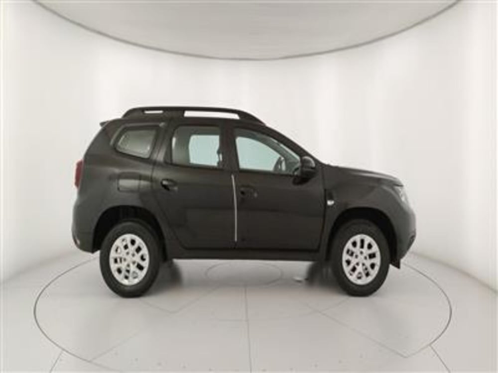 Dacia Duster usata a Bari (9)