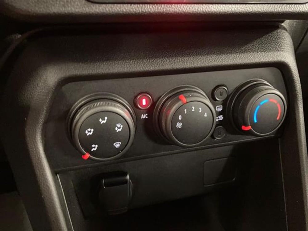 Dacia Sandero usata a Brescia (9)