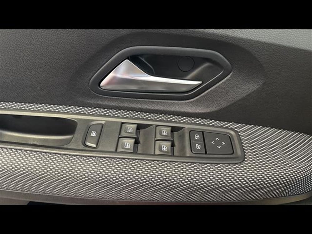 Dacia Sandero usata a Treviso (15)