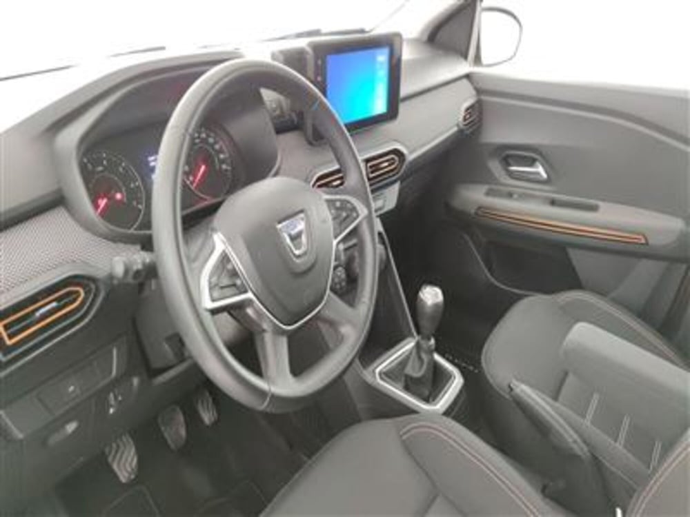 Dacia Sandero Stepway usata a Bari (12)