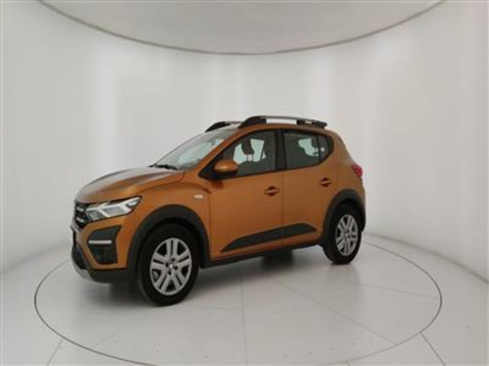 Dacia Sandero Stepway usata a Bari (2)