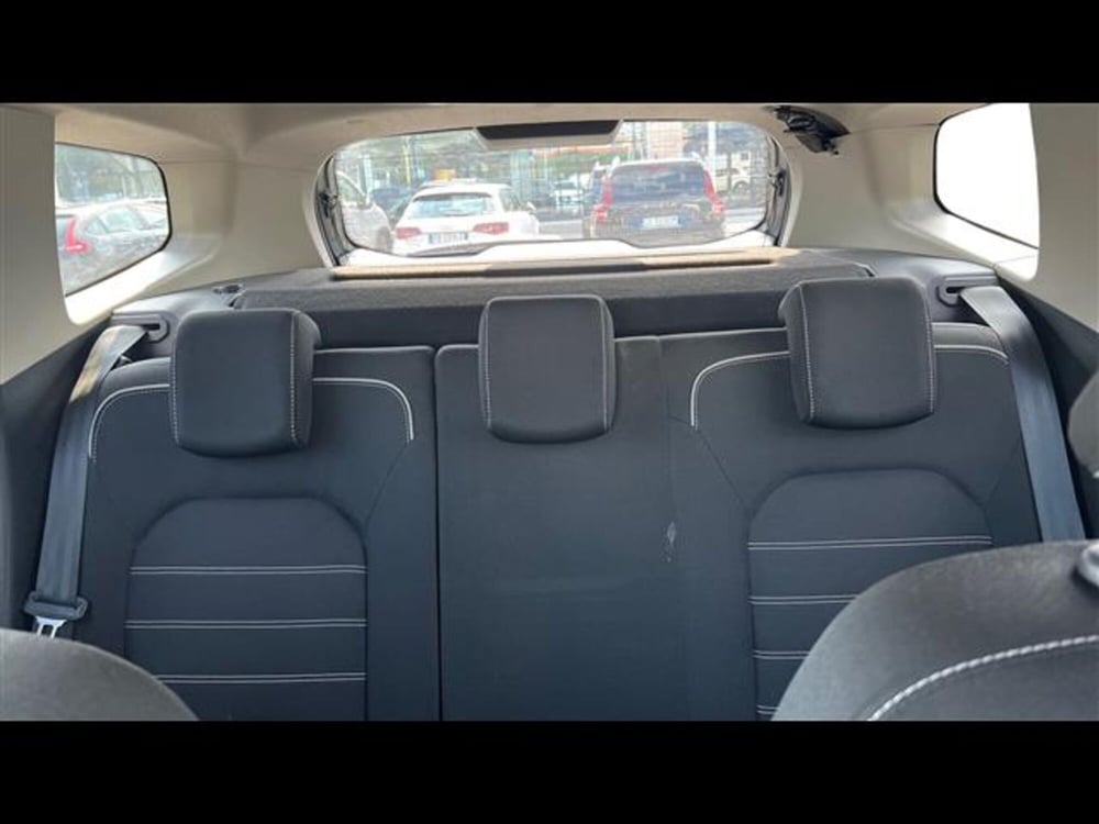 Dacia Duster usata a Padova (12)