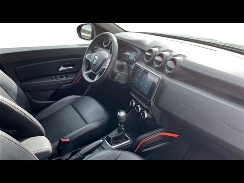 Dacia Duster usata a Firenze (11)