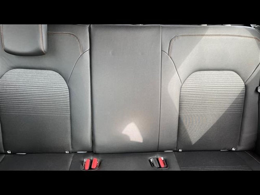 Dacia Duster usata a Firenze (13)