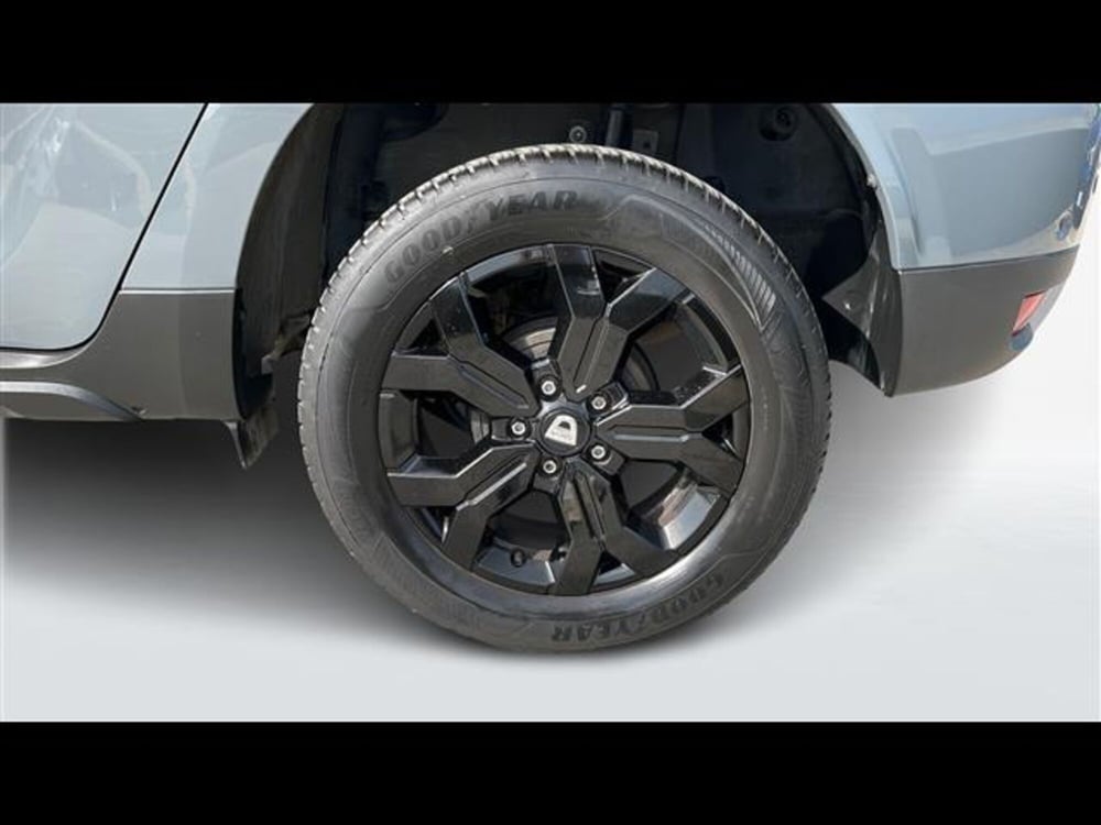 Dacia Duster usata a Firenze (15)
