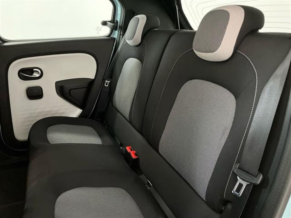 Renault Twingo usata a Como (13)