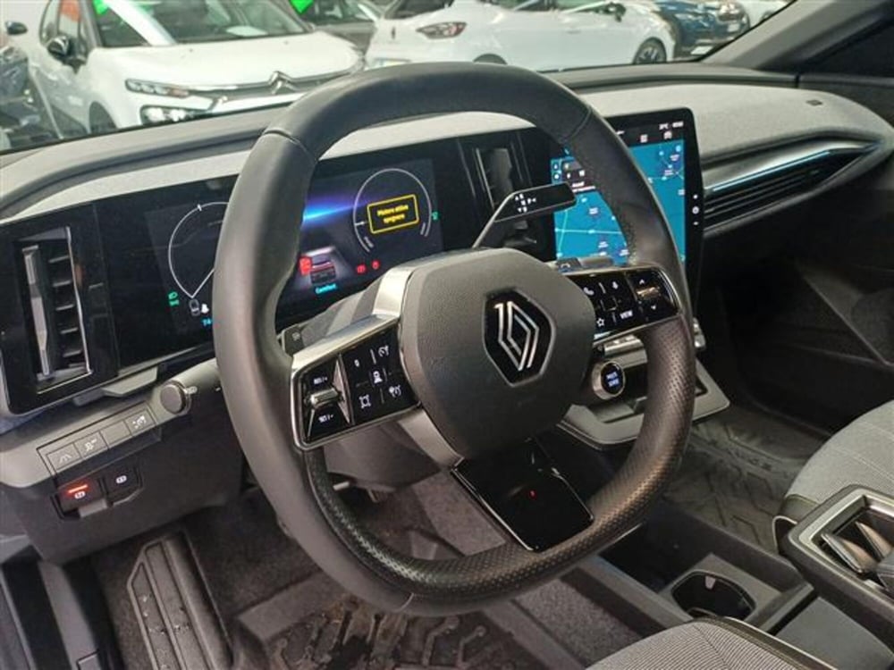 Renault Megane E-Tech Electric usata a Cremona (11)