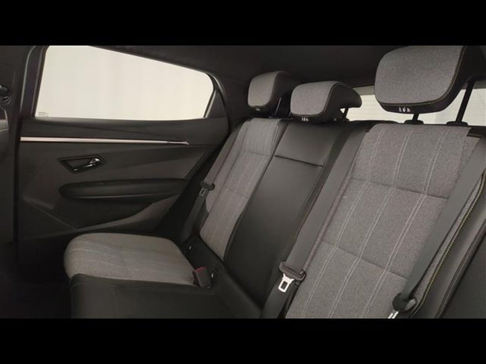 Renault Megane E-Tech Electric usata a Milano (10)