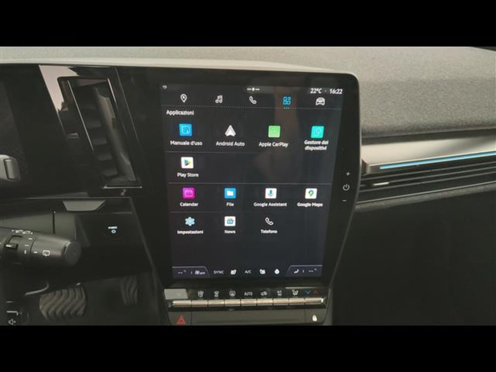 Renault Megane E-Tech Electric usata a Milano (15)