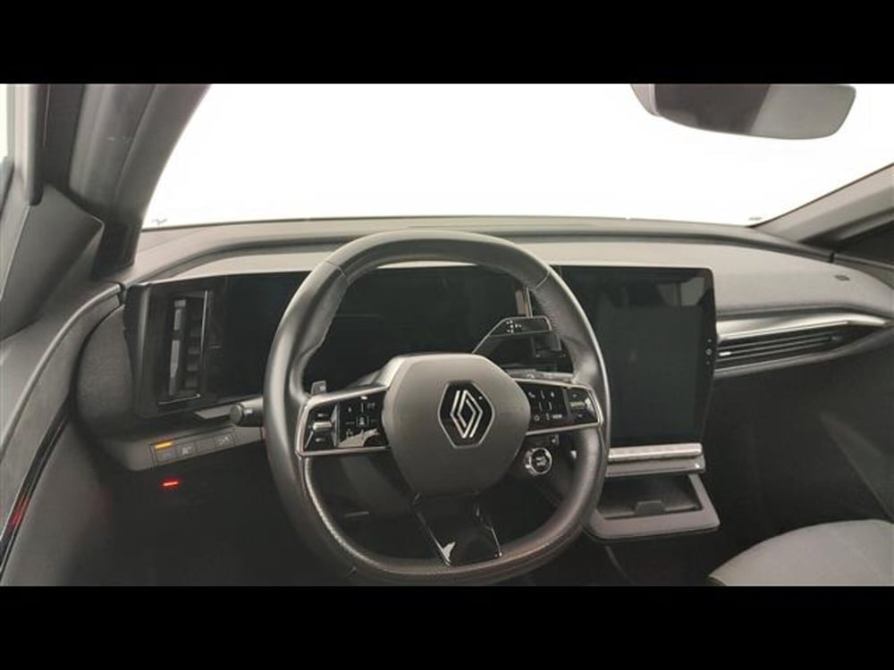 Renault Megane E-Tech Electric usata a Milano (8)