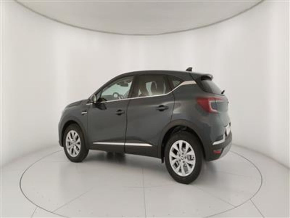 Renault Captur usata a Bari (4)