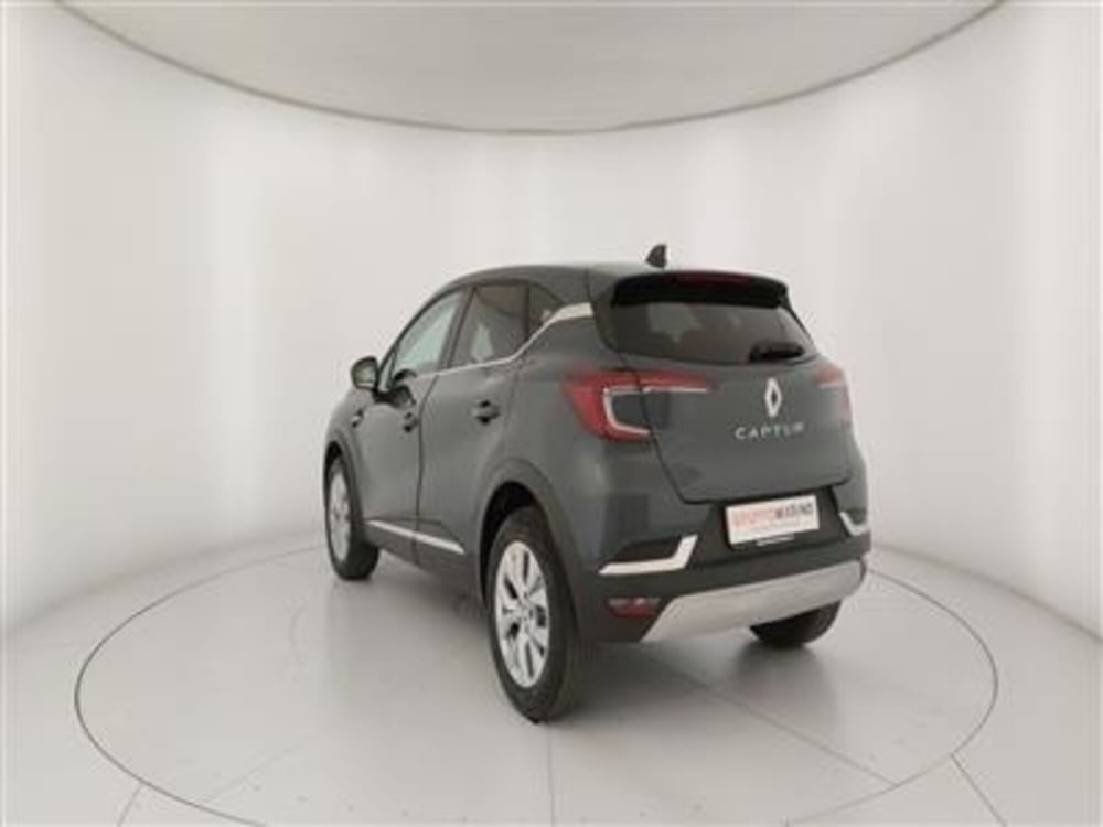 Renault Captur usata a Bari (5)