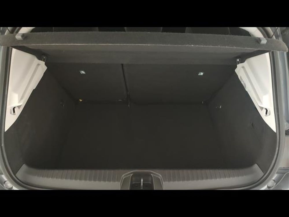 Renault Clio usata a Milano (12)