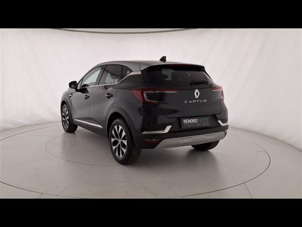 Renault Captur usata a Milano (6)