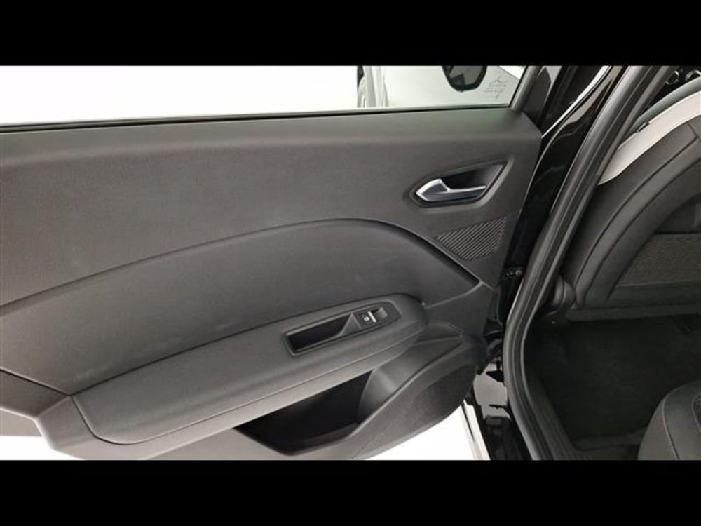 Renault Captur usata a Milano (9)