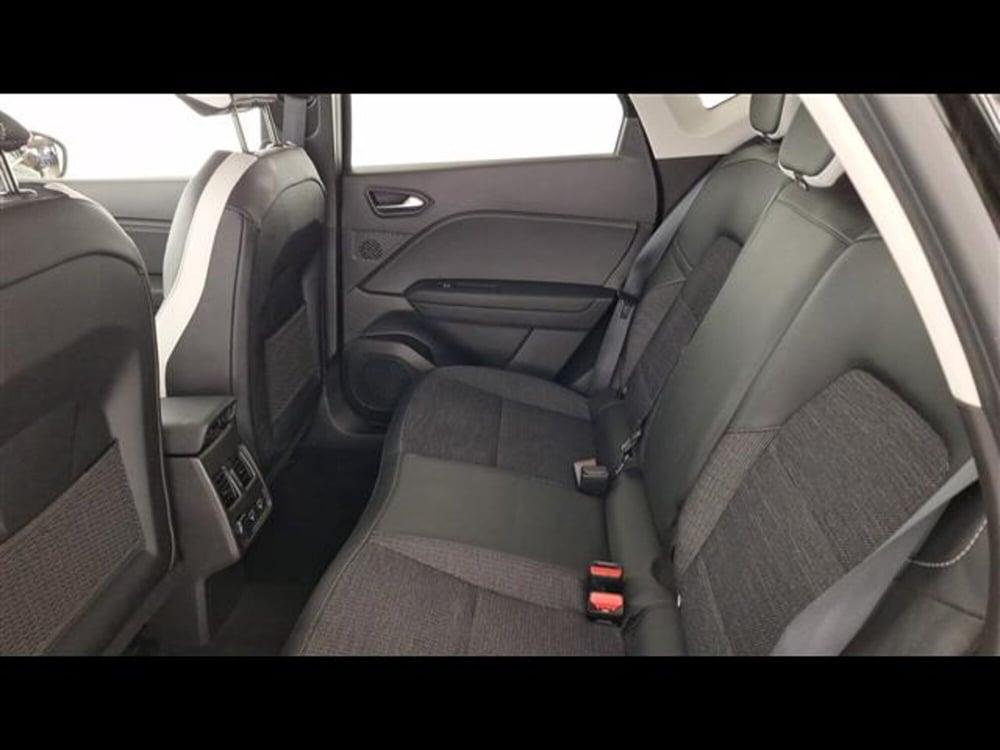 Renault Captur usata a Milano (9)