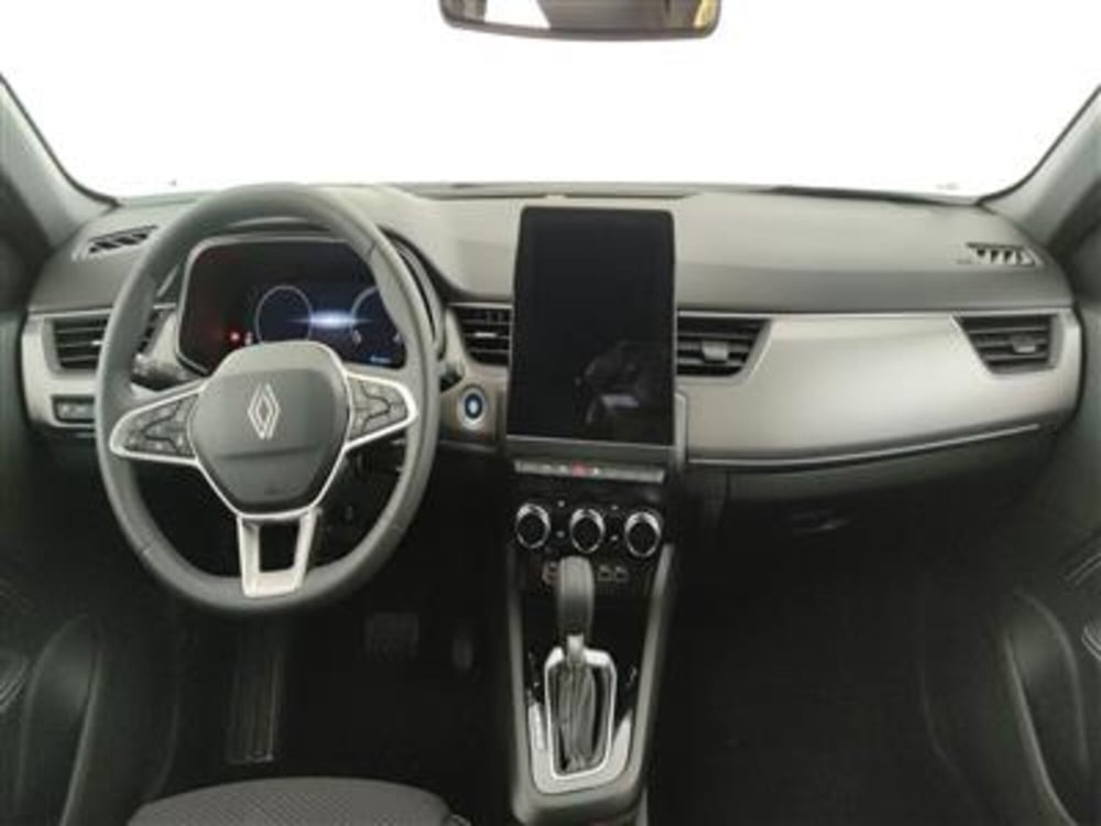 Renault Arkana nuova a Bari (15)