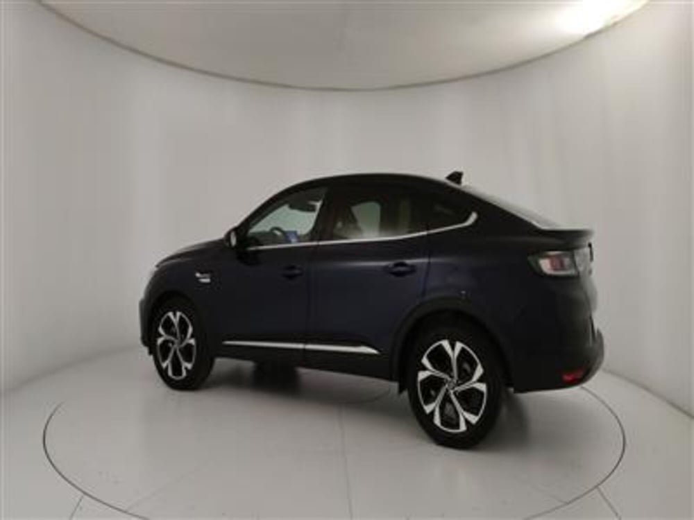 Renault Arkana nuova a Bari (4)