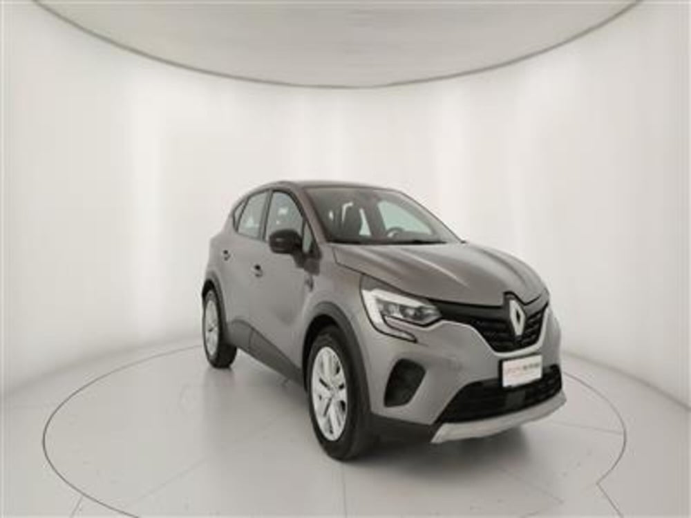 Renault Captur usata a Bari (11)