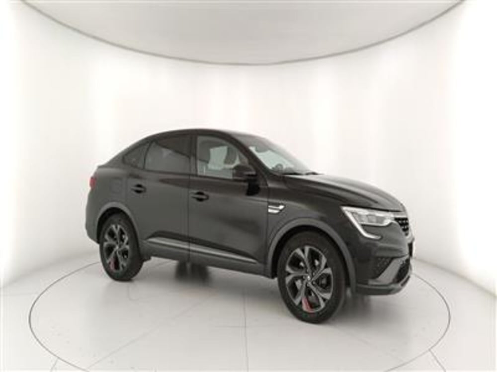 Renault Arkana usata a Bari (10)