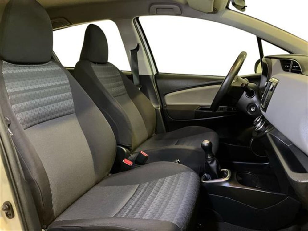 Toyota Yaris usata a Como (11)
