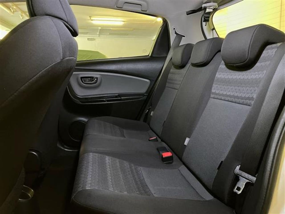 Toyota Yaris usata a Como (12)