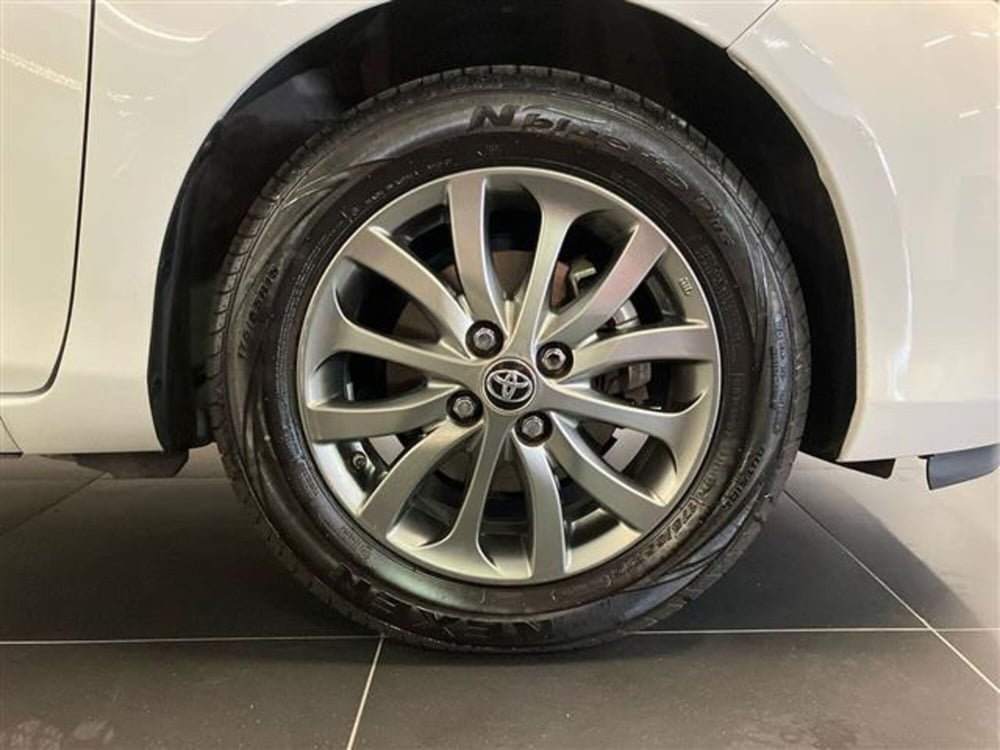 Toyota Yaris usata a Como (6)